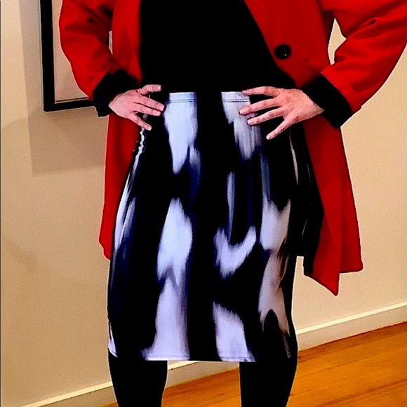 WAYNE By WAYNE COOPER Size 10 Black/White Marble Stretch Straight Pencil Skirt - Picture 9 of 11